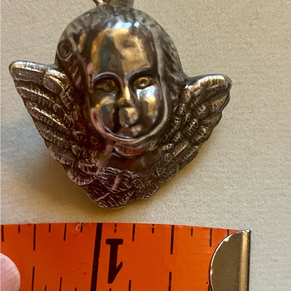 CHERUB face w/wings necklace charm - stamped 925 - intricate details - 1.5”x1.5” - Picture 6 of 6
